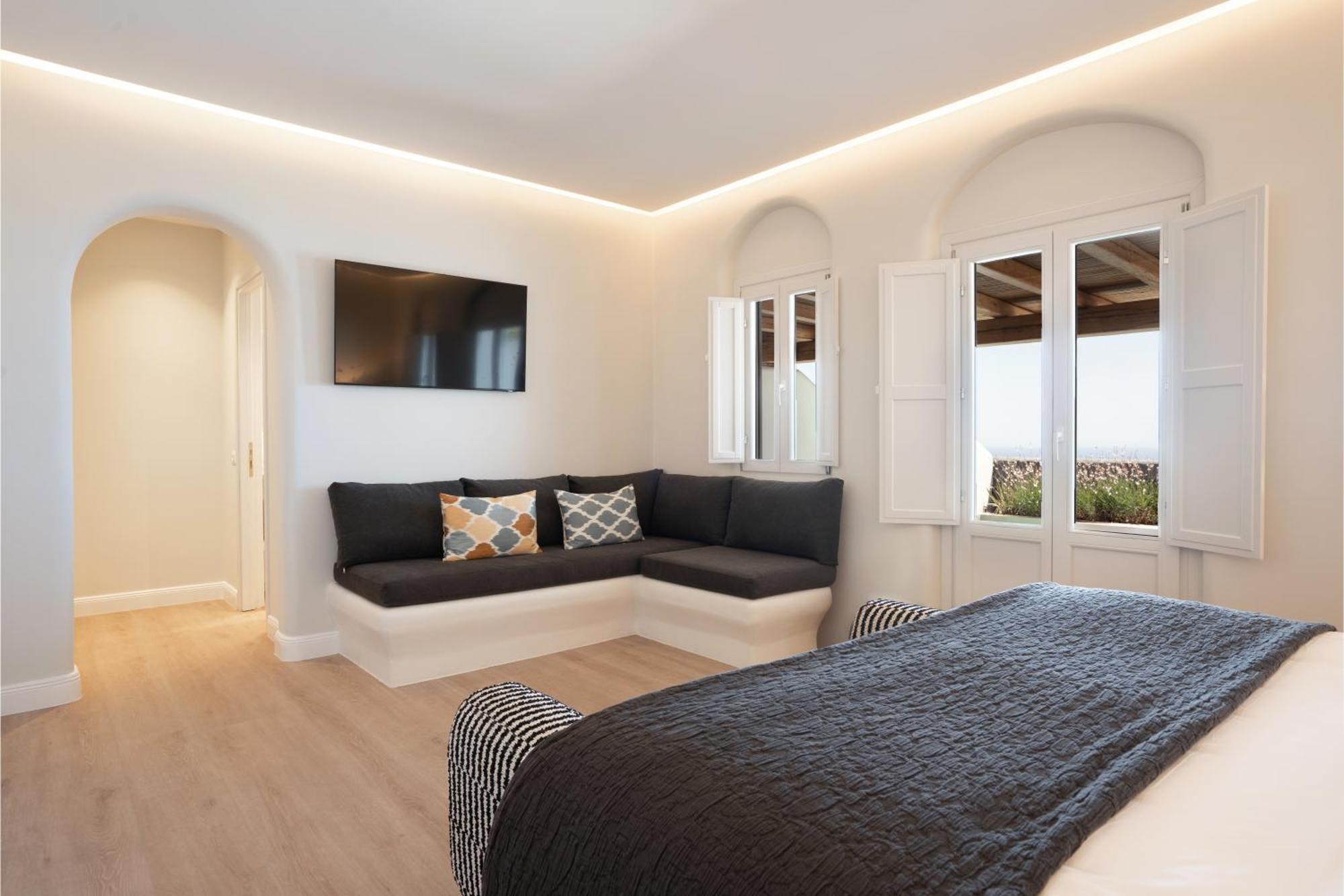 Nero Suites By Nomee Hospitality Group Imerovigli  Exterior foto