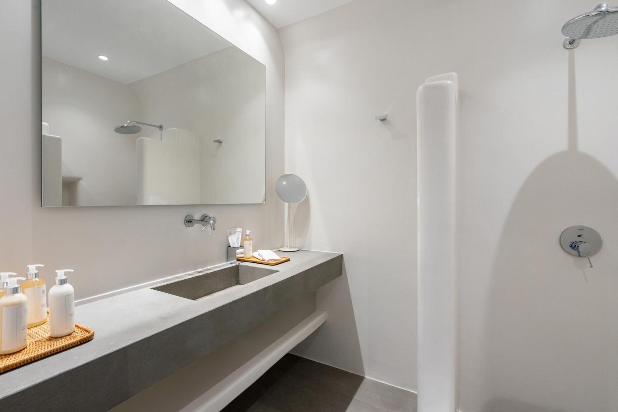 Nero Suites By Nomee Hospitality Group Imerovigli  Exterior foto