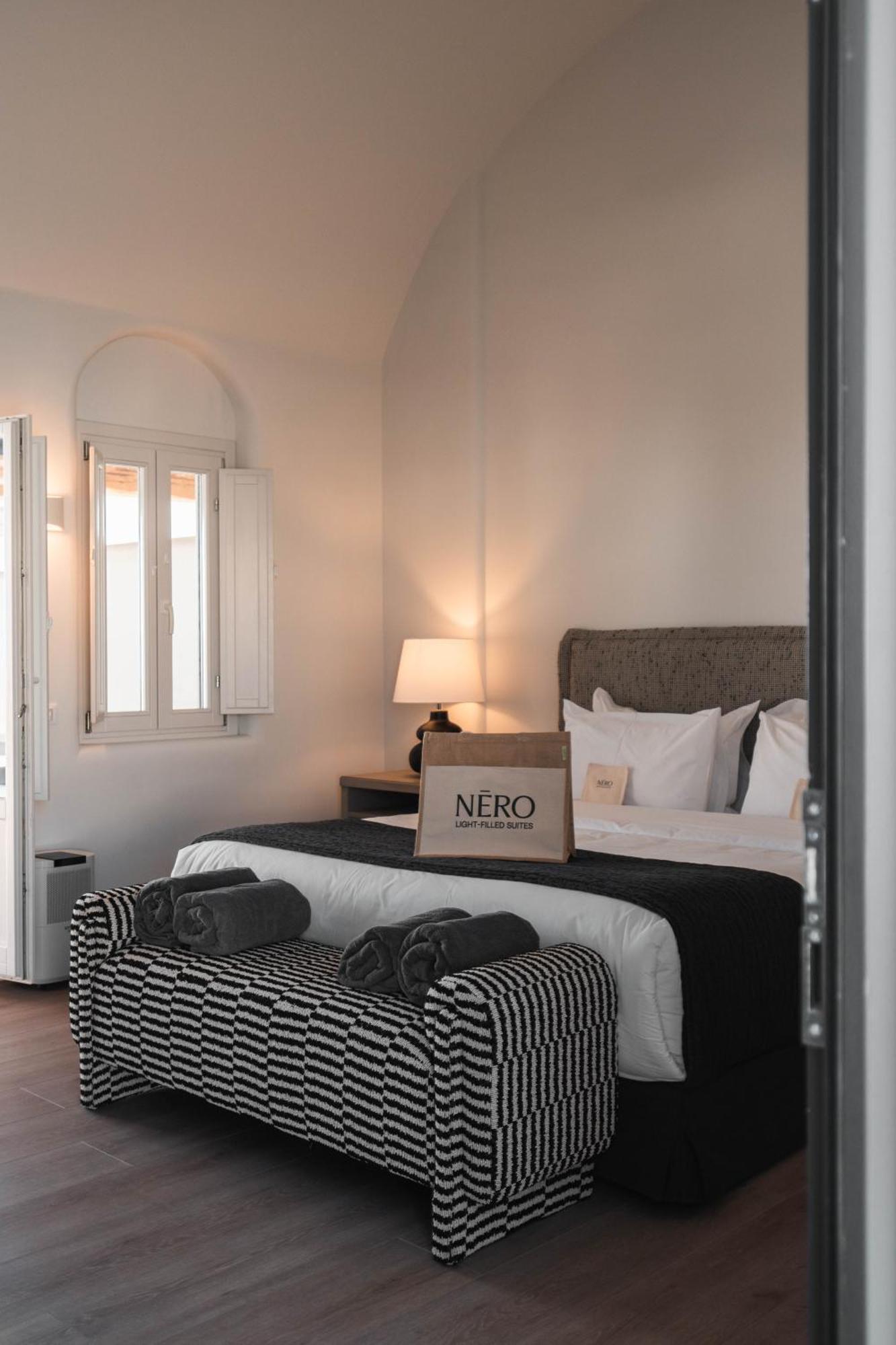 Nero Suites By Nomee Hospitality Group Imerovigli  Exterior foto