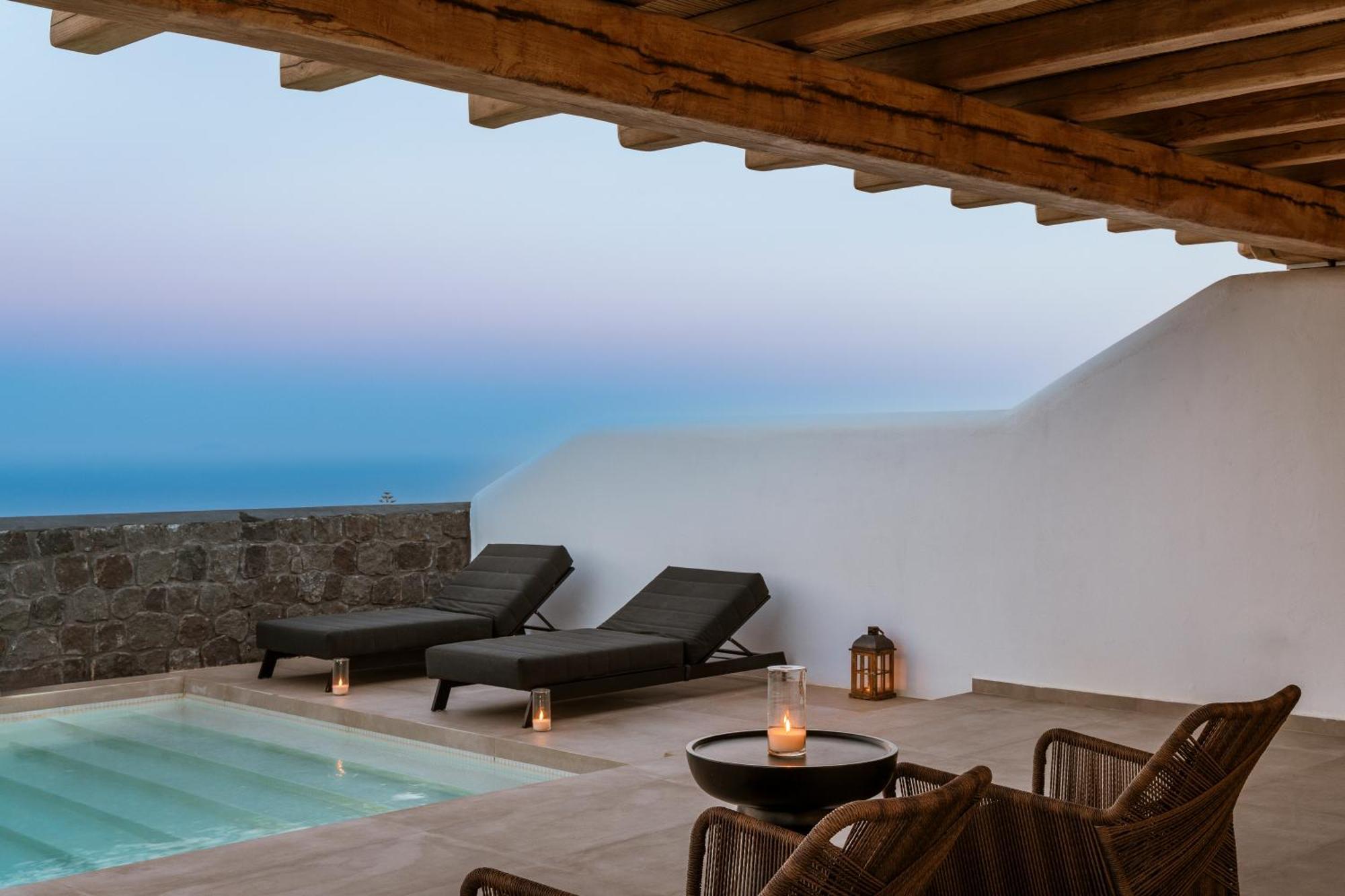 Nero Suites By Nomee Hospitality Group Imerovigli  Exterior foto